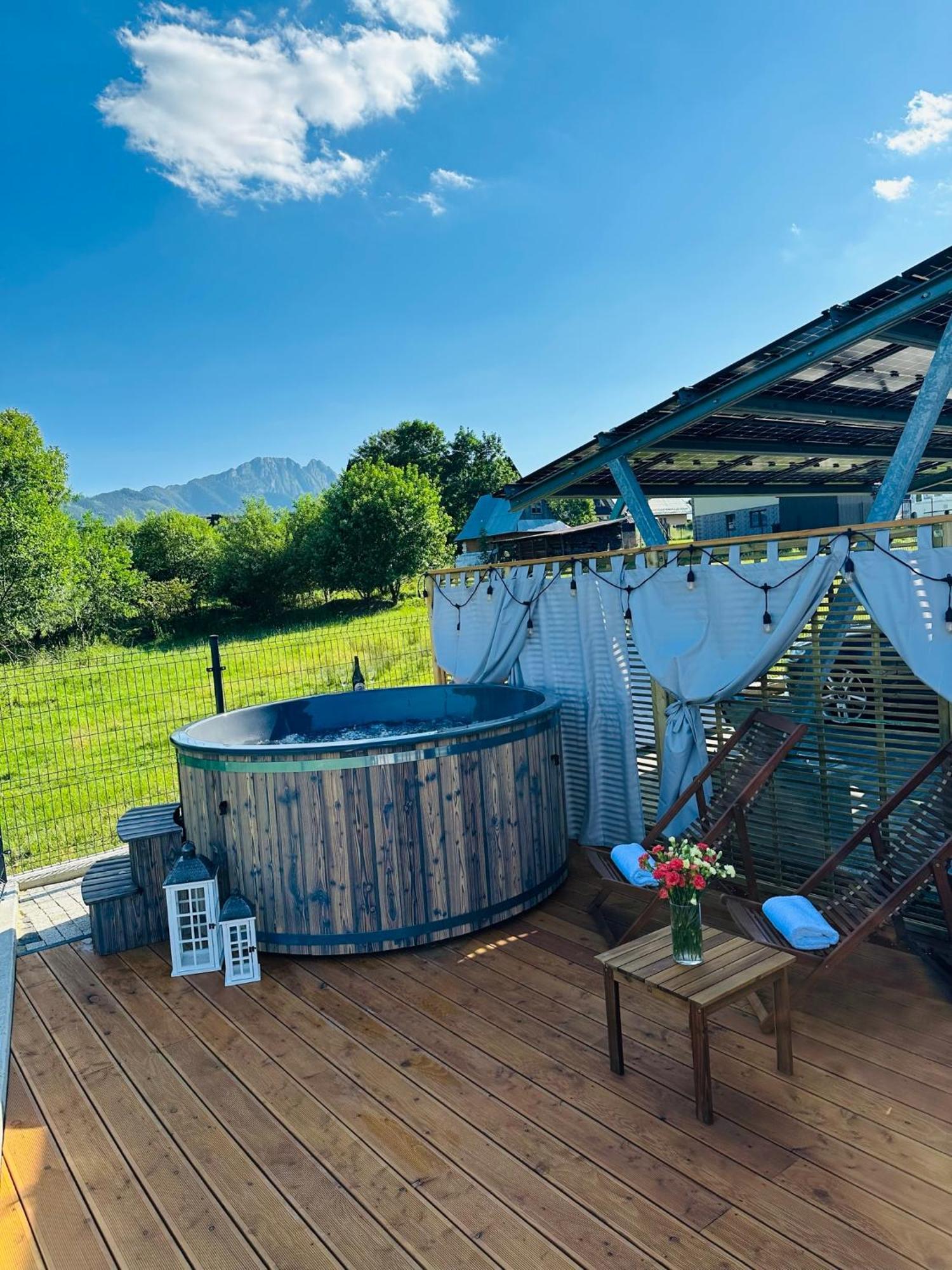 Villa 84 & Apartments Jacuzzi & Sauna Zakopane Bagian luar foto