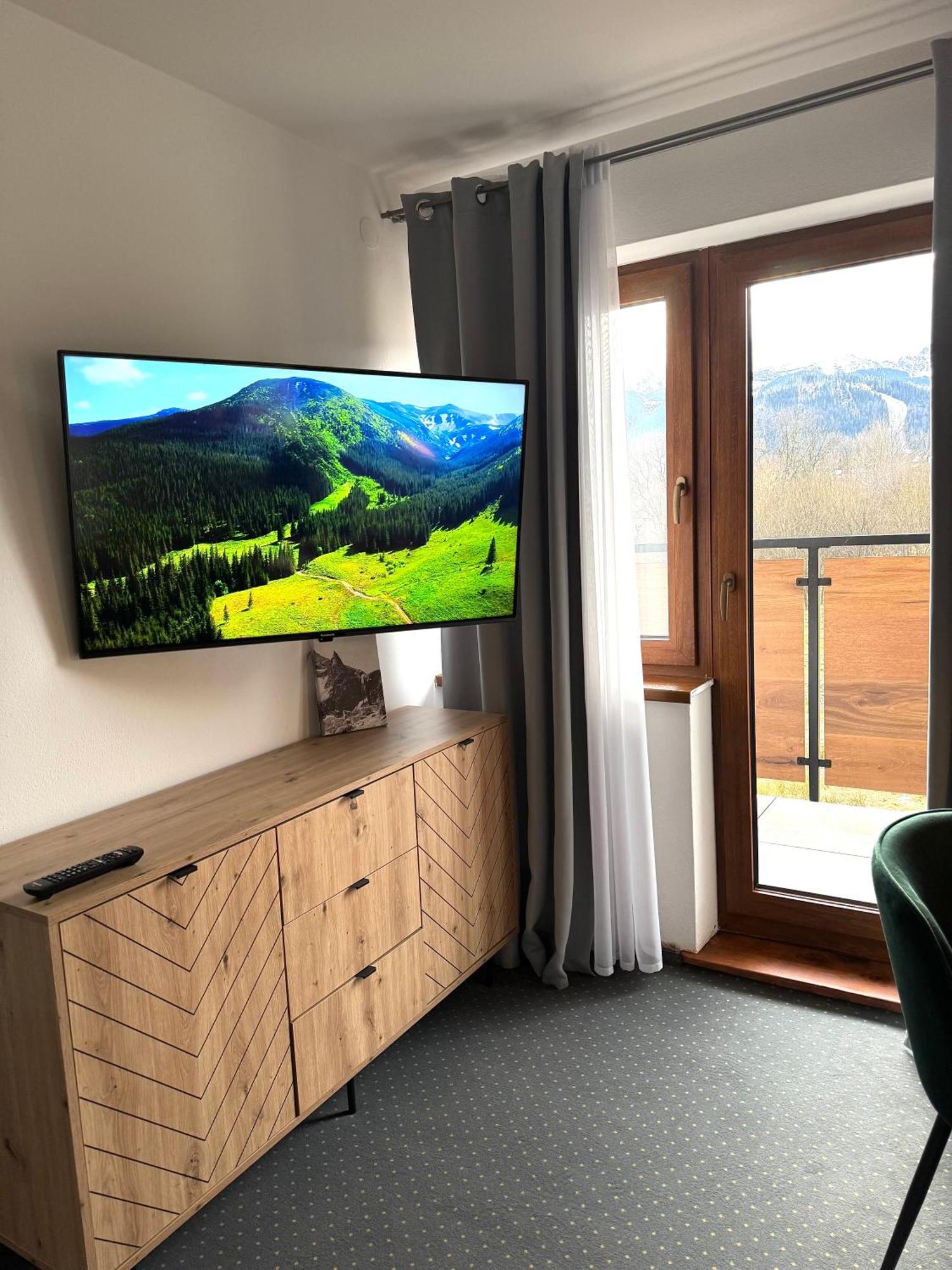 Villa 84 & Apartments Jacuzzi & Sauna Zakopane Bagian luar foto