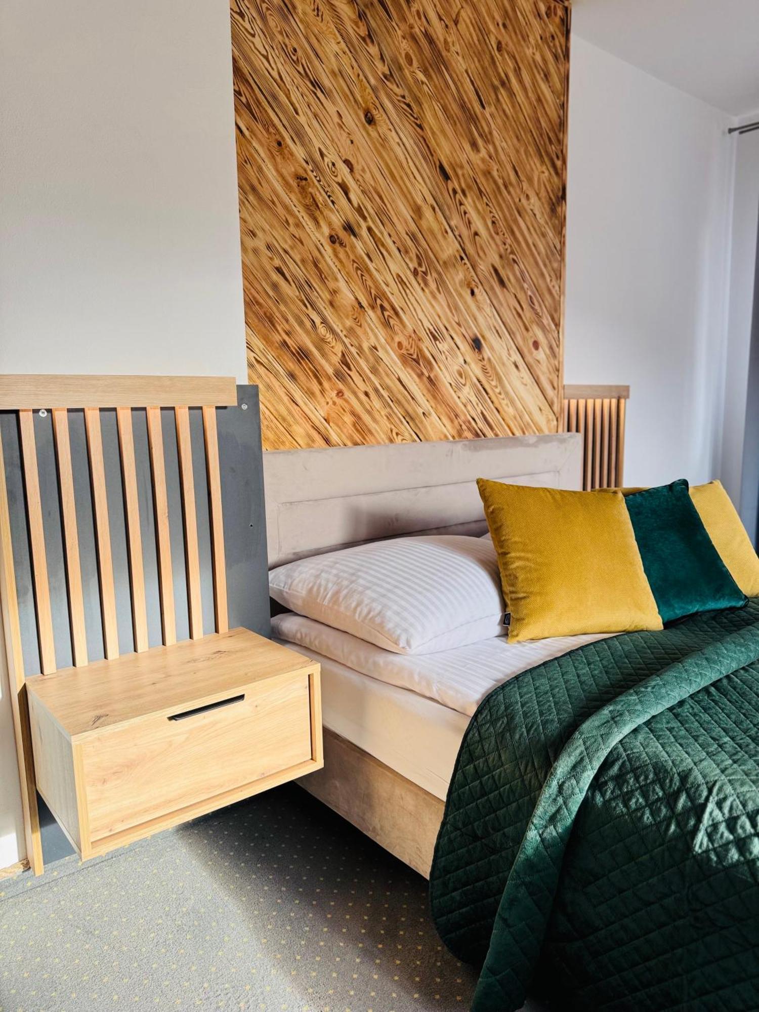 Villa 84 & Apartments Jacuzzi & Sauna Zakopane Bagian luar foto