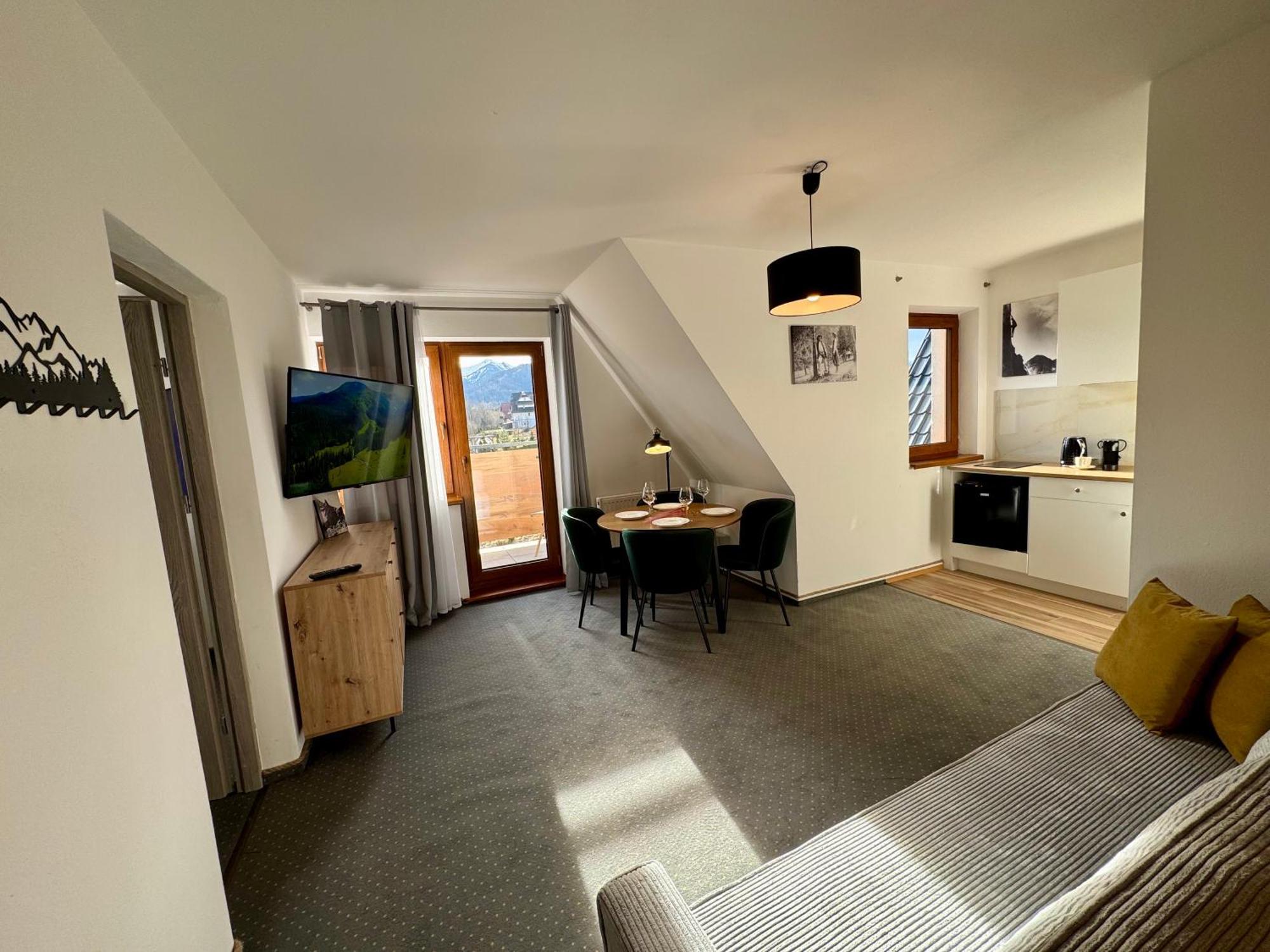 Villa 84 & Apartments Jacuzzi & Sauna Zakopane Bagian luar foto